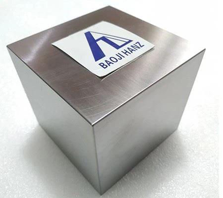 4 hüvelykes volfrámkocka